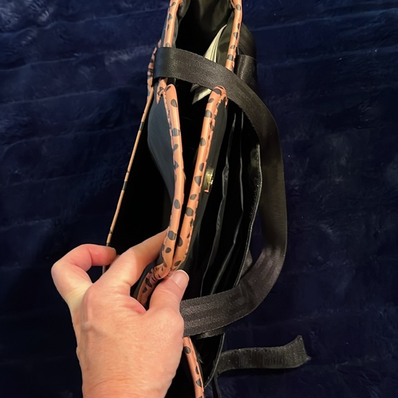 Petunia, Pickle, Bottom Bag-Add on bag for strollers, car seats, main diaper bag - Picture 5 of 6